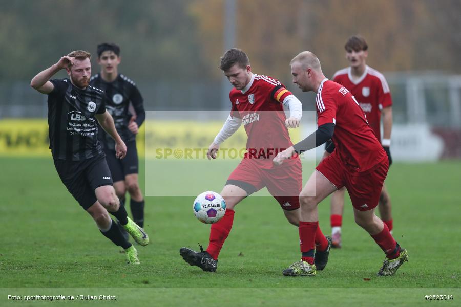 Fundamentum Sportpark, Karlburg, 09.11.2025, sport, action, Fusball, BFV, 17. Spieltag, Kreisliga Würzburg Gr. 2, TuS Frammersbach II, TSV Karlburg II - Bild-ID: 2523014