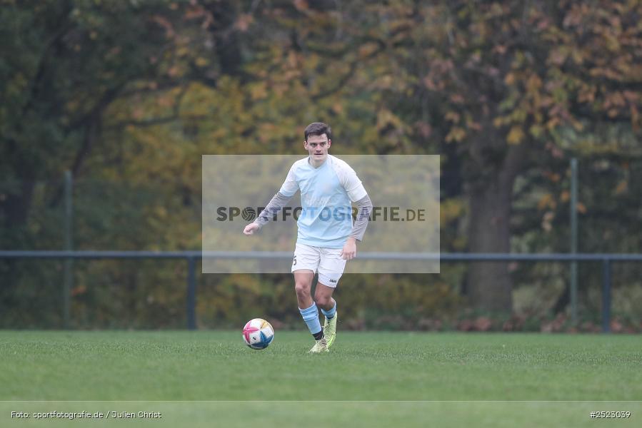 Sportgelände, Karsbach, 09.11.2025, sport, action, Fusball, BFV, 17. Spieltag, Kreisklasse Würzburg Gr. 3, SV Trennfeld, SG1 FC Karsbach - Bild-ID: 2523039