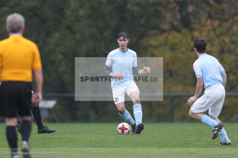 Sportgelände, Karsbach, 09.11.2025, sport, action, Fusball, BFV, 17. Spieltag, Kreisklasse Würzburg Gr. 3, SV Trennfeld, SG1 FC Karsbach - Bild-ID: 2523045