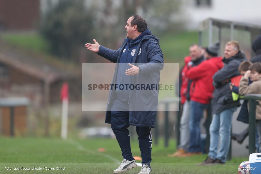 Sportgelände, Karsbach, 09.11.2025, sport, action, Fusball, BFV, 17. Spieltag, Kreisklasse Würzburg Gr. 3, SV Trennfeld, SG1 FC Karsbach - Bild-ID: 2523061