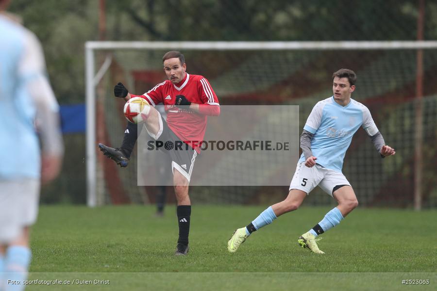 Sportgelände, Karsbach, 09.11.2025, sport, action, Fusball, BFV, 17. Spieltag, Kreisklasse Würzburg Gr. 3, SV Trennfeld, SG1 FC Karsbach - Bild-ID: 2523063