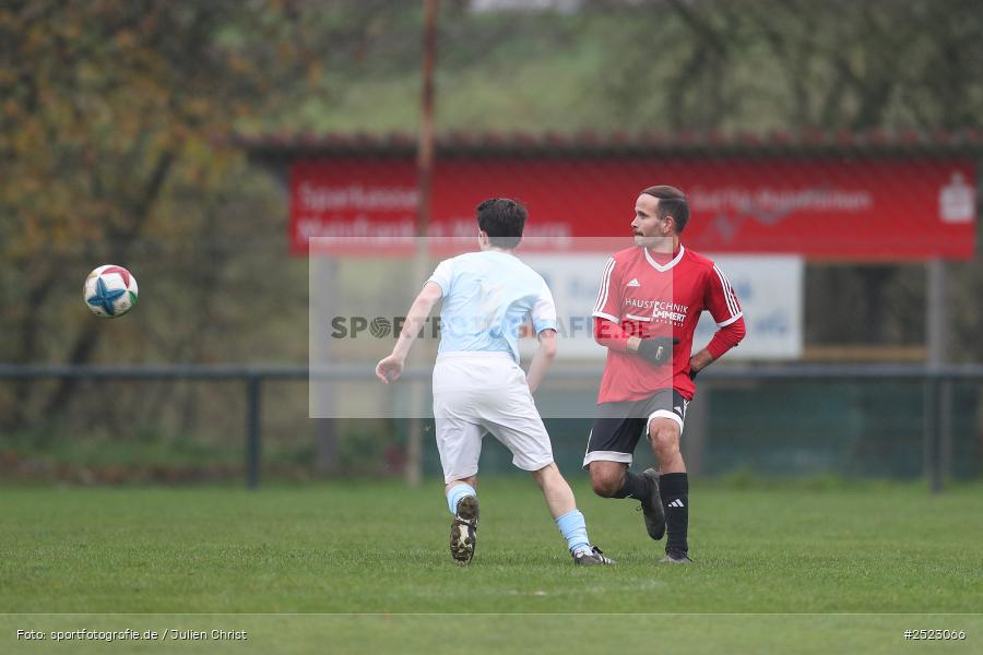 Sportgelände, Karsbach, 09.11.2025, sport, action, Fusball, BFV, 17. Spieltag, Kreisklasse Würzburg Gr. 3, SV Trennfeld, SG1 FC Karsbach - Bild-ID: 2523066
