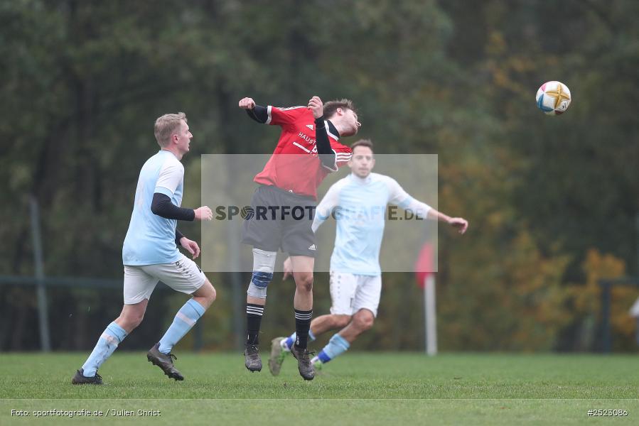 Sportgelände, Karsbach, 09.11.2025, sport, action, Fusball, BFV, 17. Spieltag, Kreisklasse Würzburg Gr. 3, SV Trennfeld, SG1 FC Karsbach - Bild-ID: 2523086