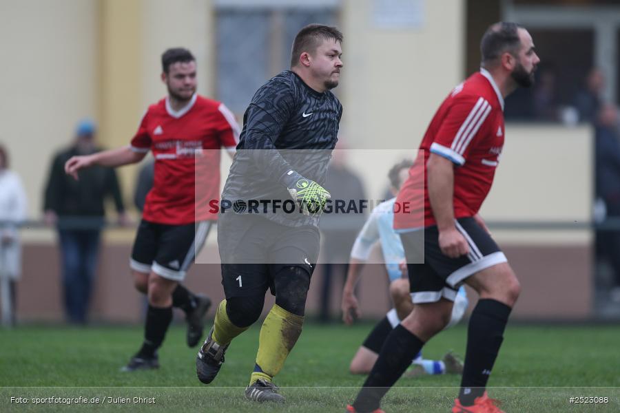 Sportgelände, Karsbach, 09.11.2025, sport, action, Fusball, BFV, 17. Spieltag, Kreisklasse Würzburg Gr. 3, SV Trennfeld, SG1 FC Karsbach - Bild-ID: 2523088