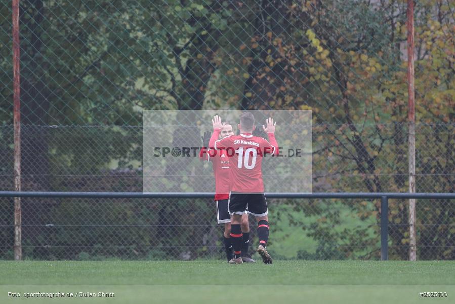 Sportgelände, Karsbach, 09.11.2025, sport, action, Fusball, BFV, 17. Spieltag, Kreisklasse Würzburg Gr. 3, SV Trennfeld, SG1 FC Karsbach - Bild-ID: 2523100