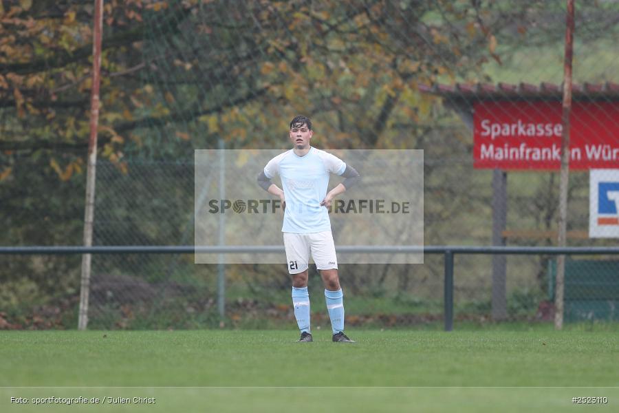Sportgelände, Karsbach, 09.11.2025, sport, action, Fusball, BFV, 17. Spieltag, Kreisklasse Würzburg Gr. 3, SV Trennfeld, SG1 FC Karsbach - Bild-ID: 2523110