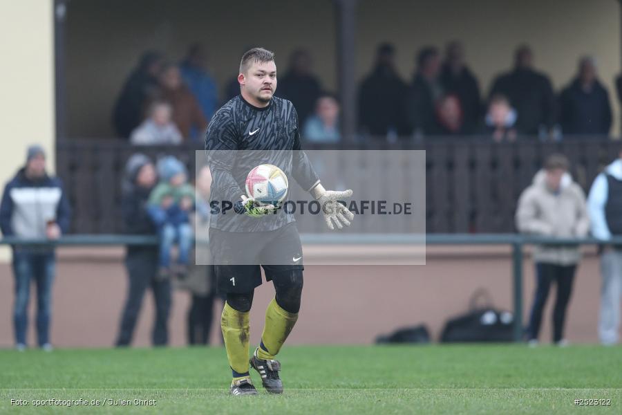 Sportgelände, Karsbach, 09.11.2025, sport, action, Fusball, BFV, 17. Spieltag, Kreisklasse Würzburg Gr. 3, SV Trennfeld, SG1 FC Karsbach - Bild-ID: 2523122