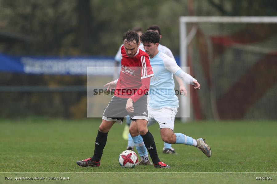 Sportgelände, Karsbach, 09.11.2025, sport, action, Fusball, BFV, 17. Spieltag, Kreisklasse Würzburg Gr. 3, SV Trennfeld, SG1 FC Karsbach - Bild-ID: 2523126