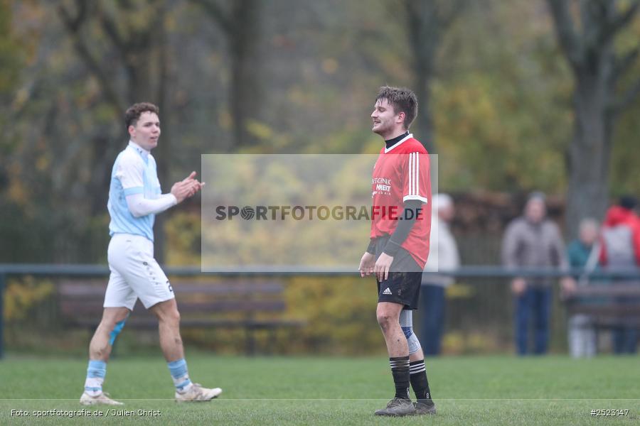 Sportgelände, Karsbach, 09.11.2025, sport, action, Fusball, BFV, 17. Spieltag, Kreisklasse Würzburg Gr. 3, SV Trennfeld, SG1 FC Karsbach - Bild-ID: 2523147