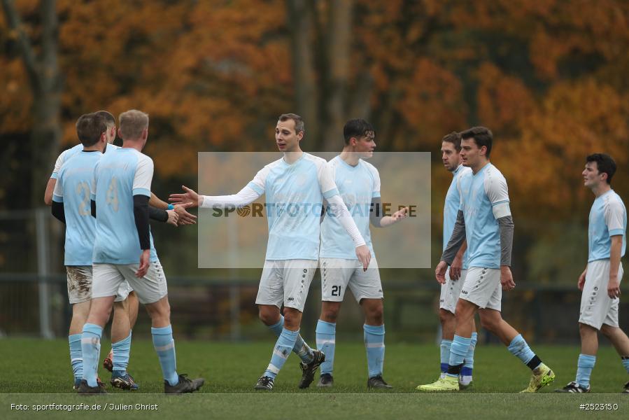 Sportgelände, Karsbach, 09.11.2025, sport, action, Fusball, BFV, 17. Spieltag, Kreisklasse Würzburg Gr. 3, SV Trennfeld, SG1 FC Karsbach - Bild-ID: 2523150