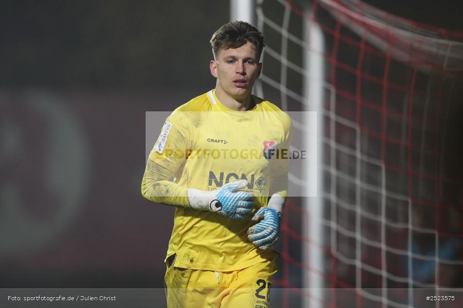 sport, action, Viertelfinale, TSV Aubstadt, TSV 1860 München, TSV, NGN Arena, Fusball, BFV-Verbandspokal, BFV, Aubstadt, AUB, 4. Spieltag, 12.11.2025 - Bild-ID: 2523575