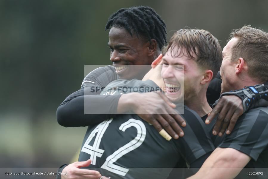 sport, action, TSV Karlburg, TSV, Landesliga Nordwest, Karlburg, Fusball, Fundamentum Sportpark, FCB, BFV, 20. Spieltag, 15.11.2025, 1. FC 06 Bad Kissingen - Bild-ID: 2523892