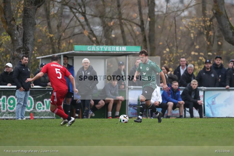 Sportgelände, 15.11.2025, sport, action, Fusball, BFV, 18. Spieltag, Kreisliga Würzburg Gr. 2, Karlstadt, SG 1 Urspringen / Karbach / Duttenbrunn, FV Karlstadt - Bild-ID: 2523968