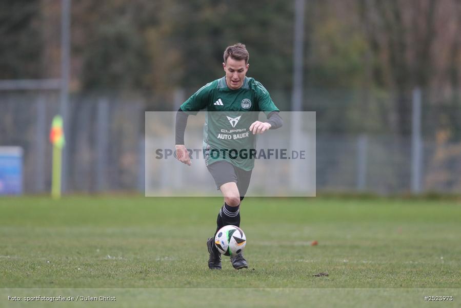 Sportgelände, 15.11.2025, sport, action, Fusball, BFV, 18. Spieltag, Kreisliga Würzburg Gr. 2, Karlstadt, SG 1 Urspringen / Karbach / Duttenbrunn, FV Karlstadt - Bild-ID: 2523973