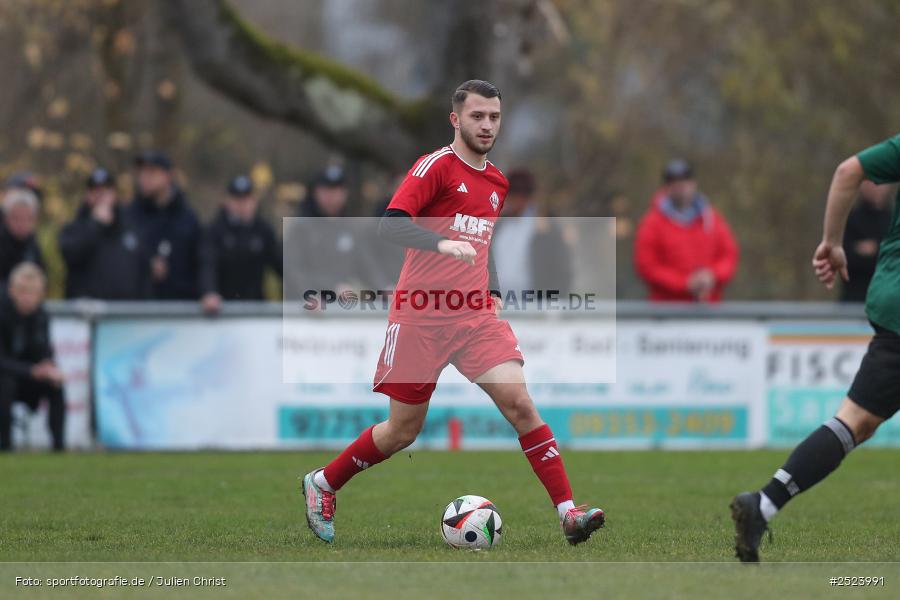 Sportgelände, 15.11.2025, sport, action, Fusball, BFV, 18. Spieltag, Kreisliga Würzburg Gr. 2, Karlstadt, SG 1 Urspringen / Karbach / Duttenbrunn, FV Karlstadt - Bild-ID: 2523991