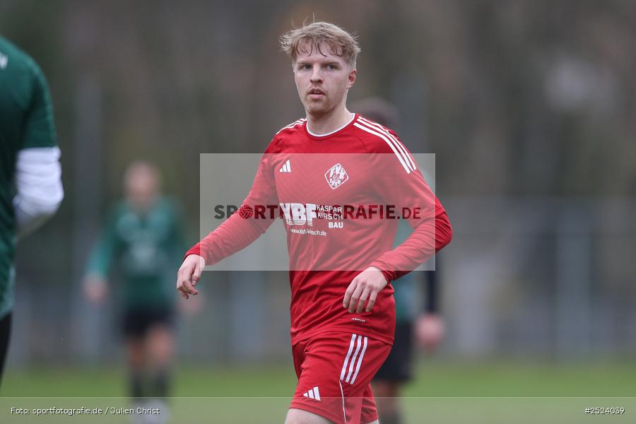 Sportgelände, 15.11.2025, sport, action, Fusball, BFV, 18. Spieltag, Kreisliga Würzburg Gr. 2, Karlstadt, SG 1 Urspringen / Karbach / Duttenbrunn, FV Karlstadt - Bild-ID: 2524039