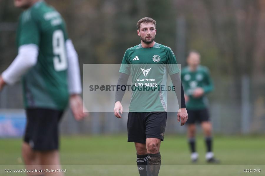 Sportgelände, 15.11.2025, sport, action, Fusball, BFV, 18. Spieltag, Kreisliga Würzburg Gr. 2, Karlstadt, SG 1 Urspringen / Karbach / Duttenbrunn, FV Karlstadt - Bild-ID: 2524040