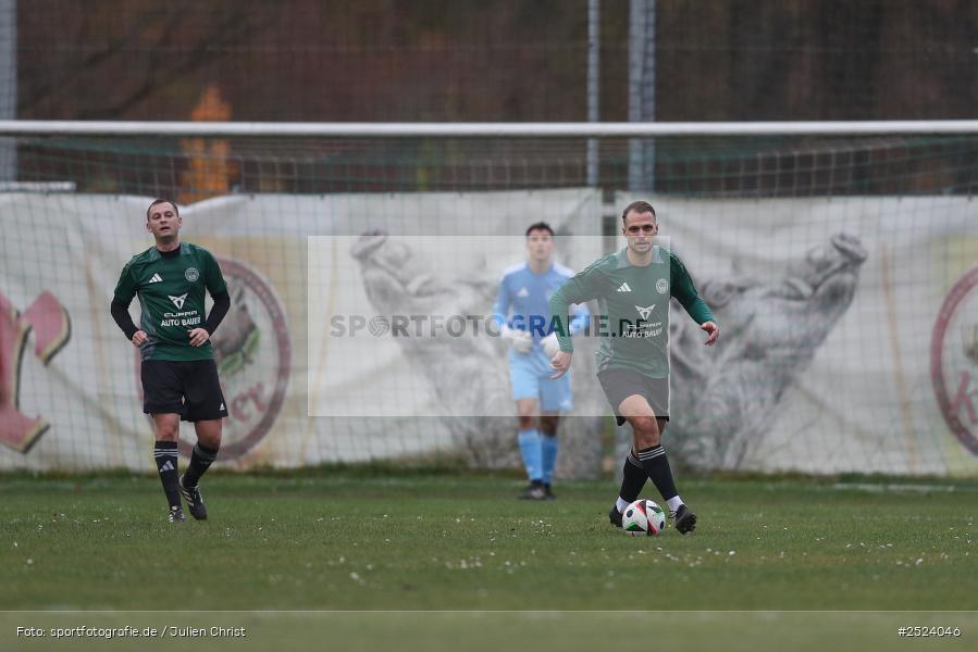Sportgelände, 15.11.2025, sport, action, Fusball, BFV, 18. Spieltag, Kreisliga Würzburg Gr. 2, Karlstadt, SG 1 Urspringen / Karbach / Duttenbrunn, FV Karlstadt - Bild-ID: 2524046