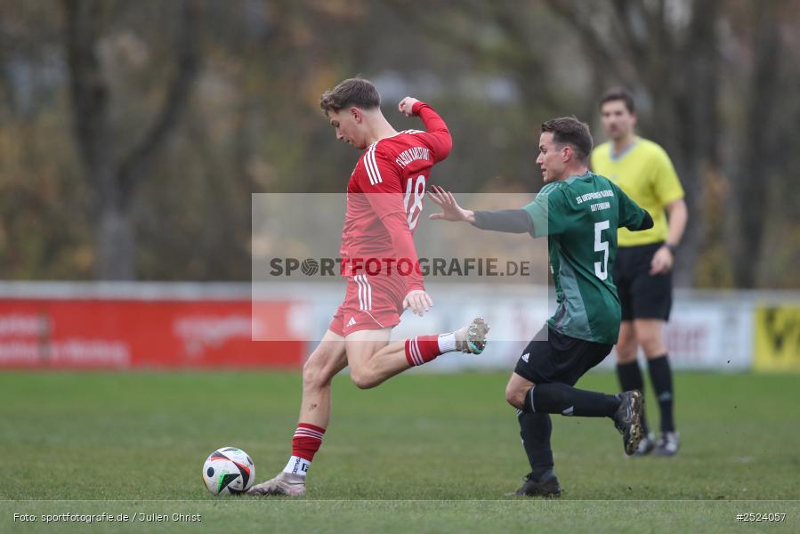 Sportgelände, 15.11.2025, sport, action, Fusball, BFV, 18. Spieltag, Kreisliga Würzburg Gr. 2, Karlstadt, SG 1 Urspringen / Karbach / Duttenbrunn, FV Karlstadt - Bild-ID: 2524057