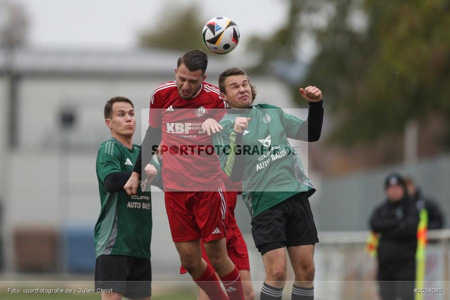 Sportgelände, 15.11.2025, sport, action, Fusball, BFV, 18. Spieltag, Kreisliga Würzburg Gr. 2, Karlstadt, SG 1 Urspringen / Karbach / Duttenbrunn, FV Karlstadt - Bild-ID: 2524087