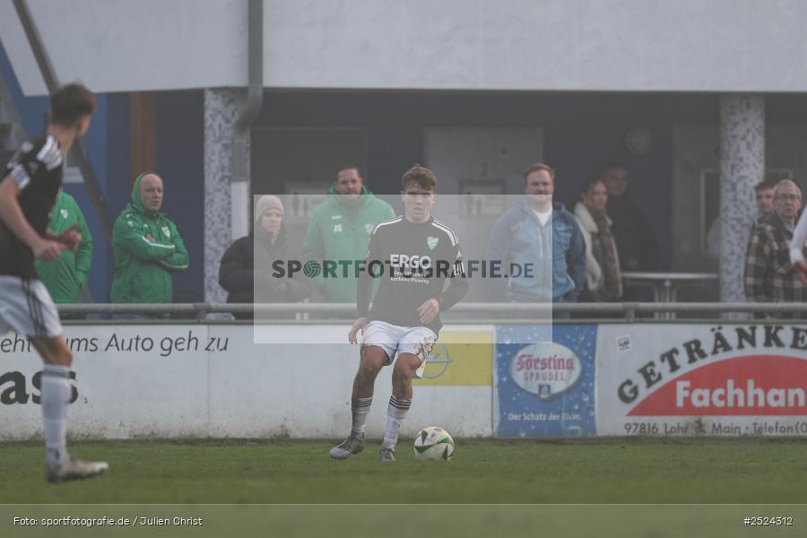 sport, action, TSV Lohr, TSV, Sportgelände, SVK, SV Kürnach, Lohr am Main, Fusball, Bezirksliga Unterfranken West, BFV, 18. Spieltag, 16.11.2025 - Bild-ID: 2524312