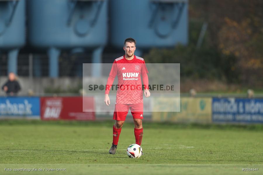sport, action, TSV Homburg, TSV, Sportgelände, Kreisliga Würzburg Gr. 2, Gemünden, Fusball, FVGS, FV Gemünden/Seifriedsburg, BFV, 18. Spieltag, 16.11.2025 - Bild-ID: 2524347