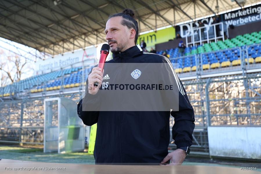 Stadion am Schönbusch, Aschaffenburg, 22.11.2025, sport, action, BFV, Fusball, 19. Spieltag, Regionalliga Bayern, HAN, SVA, SpVgg Hankofen-Hailing, SV Viktoria Aschaffenburg - Bild-ID: 2524574