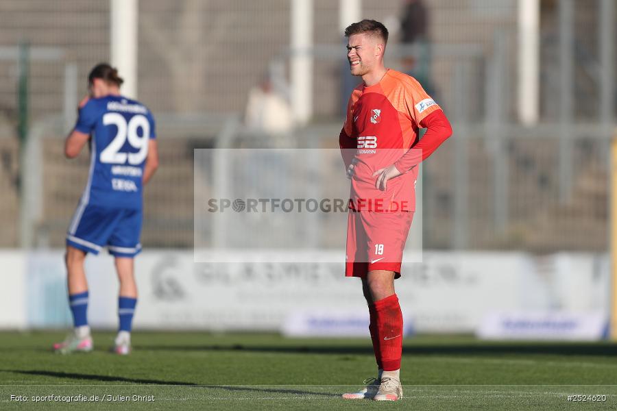 Stadion am Schönbusch, Aschaffenburg, 22.11.2025, sport, action, BFV, Fusball, 19. Spieltag, Regionalliga Bayern, HAN, SVA, SpVgg Hankofen-Hailing, SV Viktoria Aschaffenburg - Bild-ID: 2524620
