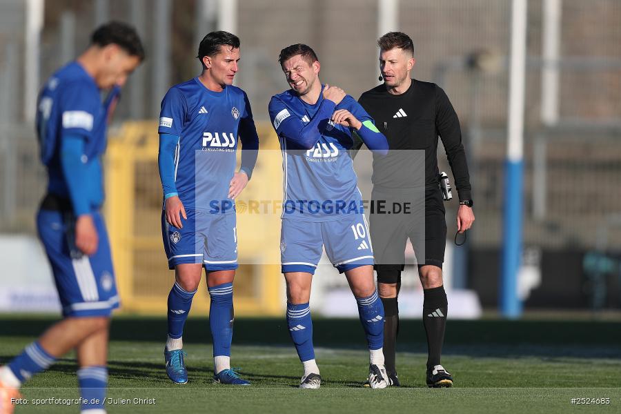 Stadion am Schönbusch, Aschaffenburg, 22.11.2025, sport, action, BFV, Fusball, 19. Spieltag, Regionalliga Bayern, HAN, SVA, SpVgg Hankofen-Hailing, SV Viktoria Aschaffenburg - Bild-ID: 2524683