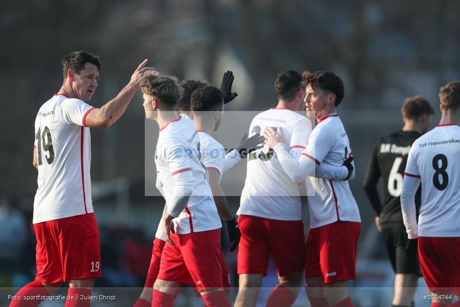 sport, action, TuS Frammersbach, TUS, Landesliga Nordwest, Fussball, Fuhrmann Arena, Frammersbach, DJK Dampfach, DJK, BFV, 23.11.2025, 21. Spieltag - Bild-ID: 2524744