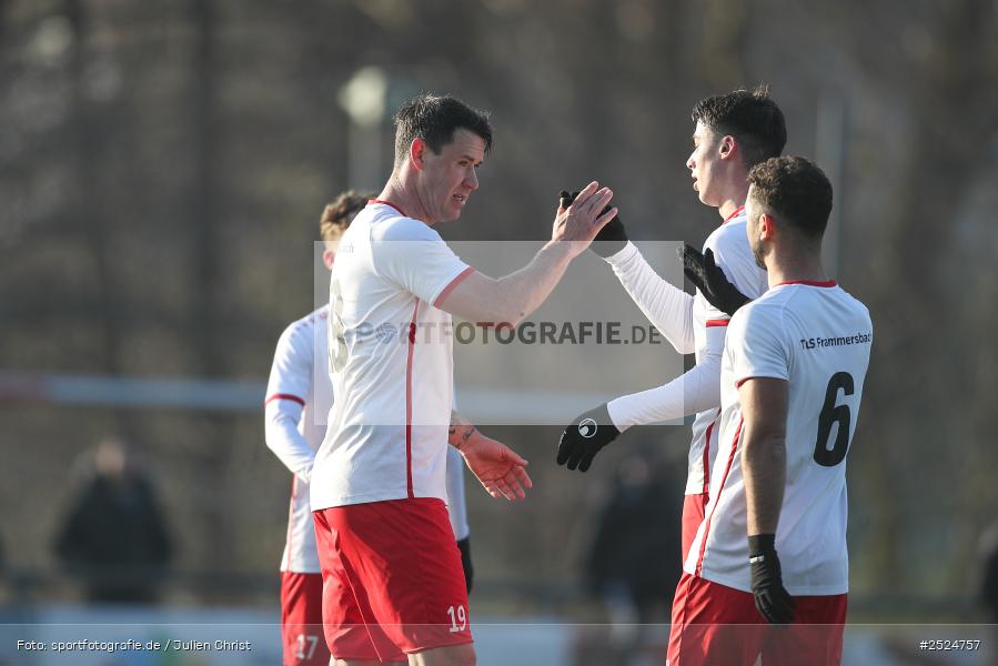 sport, action, TuS Frammersbach, TUS, Landesliga Nordwest, Fussball, Fuhrmann Arena, Frammersbach, DJK Dampfach, DJK, BFV, 23.11.2025, 21. Spieltag - Bild-ID: 2524757