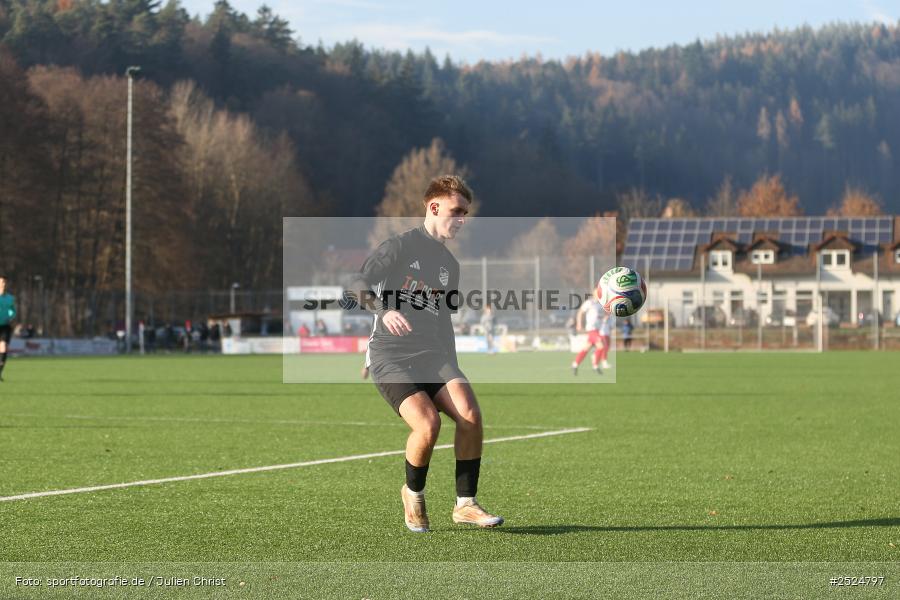 sport, action, TuS Frammersbach, TUS, Landesliga Nordwest, Fussball, Fuhrmann Arena, Frammersbach, DJK Dampfach, DJK, BFV, 23.11.2025, 21. Spieltag - Bild-ID: 2524797