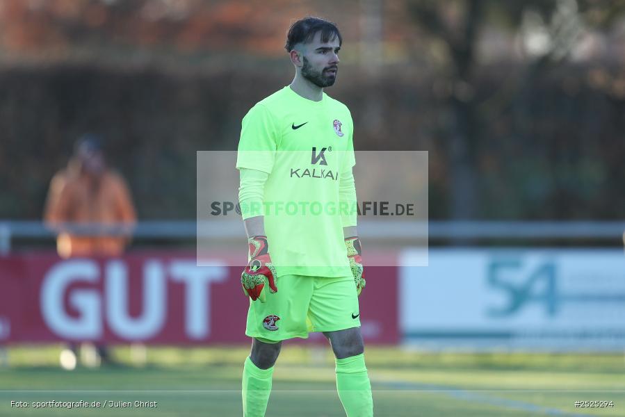 sport, action, VAB, TSV Großbardorf, TSV, Sportgelände Vatan Spor, SV Vatan Spor Aschaffenburg, Landesliga Nordwest, Fusball, BFV, Aschaffenburg, 22.11.2025, 21. Spieltag - Bild-ID: 2525294