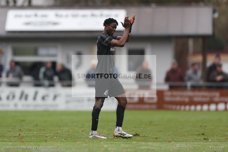 Fundamentum Sportpark, Karlburg, 29.11.2025, sport, action, BFV, Fussball, 22. Spieltag, Landesliga Nordwest, MÖN, KAR, TSV Mönchröden, TSV Karlburg - Bild-ID: 2525562