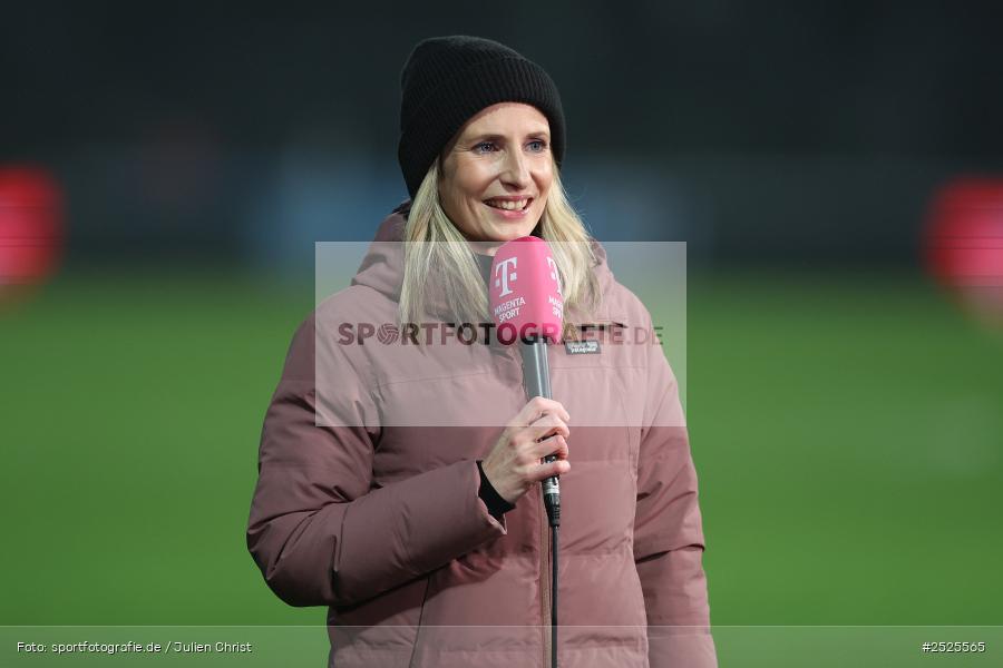 Sachs-Stadion, Schweinfurt, 29.11.2025, sport, action, DFB, Fussball, 16. Spieltag, 3. Liga, SVW, FCS, SV Waldhof Mannheim, 1. FC Schweinfurt 1905 - Bild-ID: 2525565