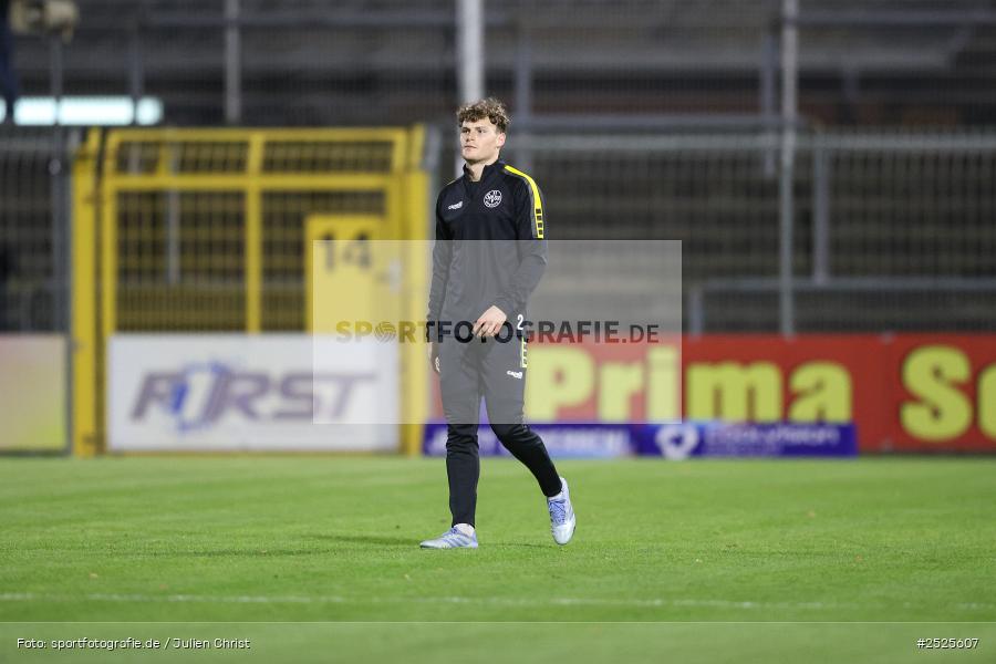 sport, action, Stadion am Schönbusch, SpVgg Bayreuth, SVA, SV Viktoria Aschaffenburg, Regionalliga Bayern, Fussball, BFV, BAY, Aschaffenburg, 28.11.2025, 20. Spieltag - Bild-ID: 2525607