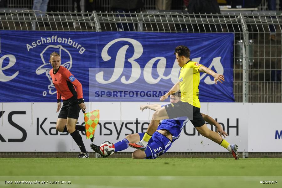 sport, action, Stadion am Schönbusch, SpVgg Bayreuth, SVA, SV Viktoria Aschaffenburg, Regionalliga Bayern, Fussball, BFV, BAY, Aschaffenburg, 28.11.2025, 20. Spieltag - Bild-ID: 2525619