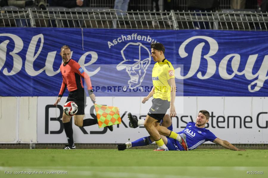sport, action, Stadion am Schönbusch, SpVgg Bayreuth, SVA, SV Viktoria Aschaffenburg, Regionalliga Bayern, Fussball, BFV, BAY, Aschaffenburg, 28.11.2025, 20. Spieltag - Bild-ID: 2525622
