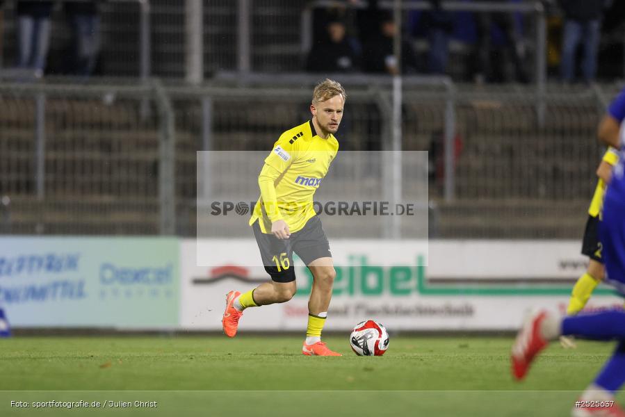 sport, action, Stadion am Schönbusch, SpVgg Bayreuth, SVA, SV Viktoria Aschaffenburg, Regionalliga Bayern, Fussball, BFV, BAY, Aschaffenburg, 28.11.2025, 20. Spieltag - Bild-ID: 2525637