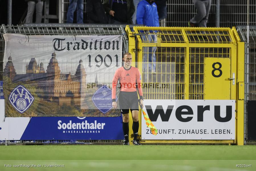 sport, action, Stadion am Schönbusch, SpVgg Bayreuth, SVA, SV Viktoria Aschaffenburg, Regionalliga Bayern, Fussball, BFV, BAY, Aschaffenburg, 28.11.2025, 20. Spieltag - Bild-ID: 2525641
