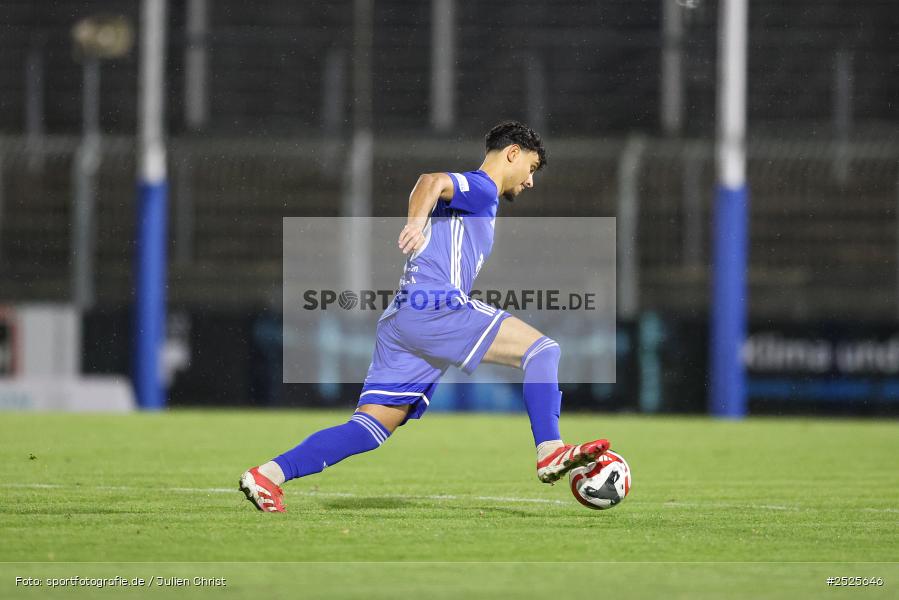 sport, action, Stadion am Schönbusch, SpVgg Bayreuth, SVA, SV Viktoria Aschaffenburg, Regionalliga Bayern, Fussball, BFV, BAY, Aschaffenburg, 28.11.2025, 20. Spieltag - Bild-ID: 2525646