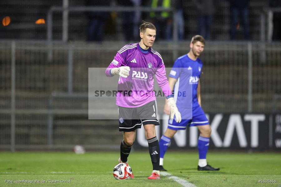 sport, action, Stadion am Schönbusch, SpVgg Bayreuth, SVA, SV Viktoria Aschaffenburg, Regionalliga Bayern, Fussball, BFV, BAY, Aschaffenburg, 28.11.2025, 20. Spieltag - Bild-ID: 2525656