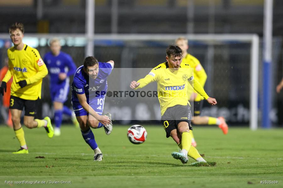 sport, action, Stadion am Schönbusch, SpVgg Bayreuth, SVA, SV Viktoria Aschaffenburg, Regionalliga Bayern, Fussball, BFV, BAY, Aschaffenburg, 28.11.2025, 20. Spieltag - Bild-ID: 2525659
