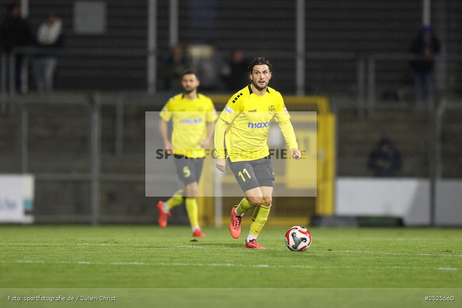 sport, action, Stadion am Schönbusch, SpVgg Bayreuth, SVA, SV Viktoria Aschaffenburg, Regionalliga Bayern, Fussball, BFV, BAY, Aschaffenburg, 28.11.2025, 20. Spieltag - Bild-ID: 2525660