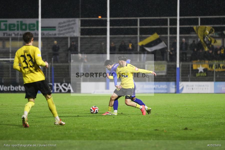 sport, action, Stadion am Schönbusch, SpVgg Bayreuth, SVA, SV Viktoria Aschaffenburg, Regionalliga Bayern, Fussball, BFV, BAY, Aschaffenburg, 28.11.2025, 20. Spieltag - Bild-ID: 2525676