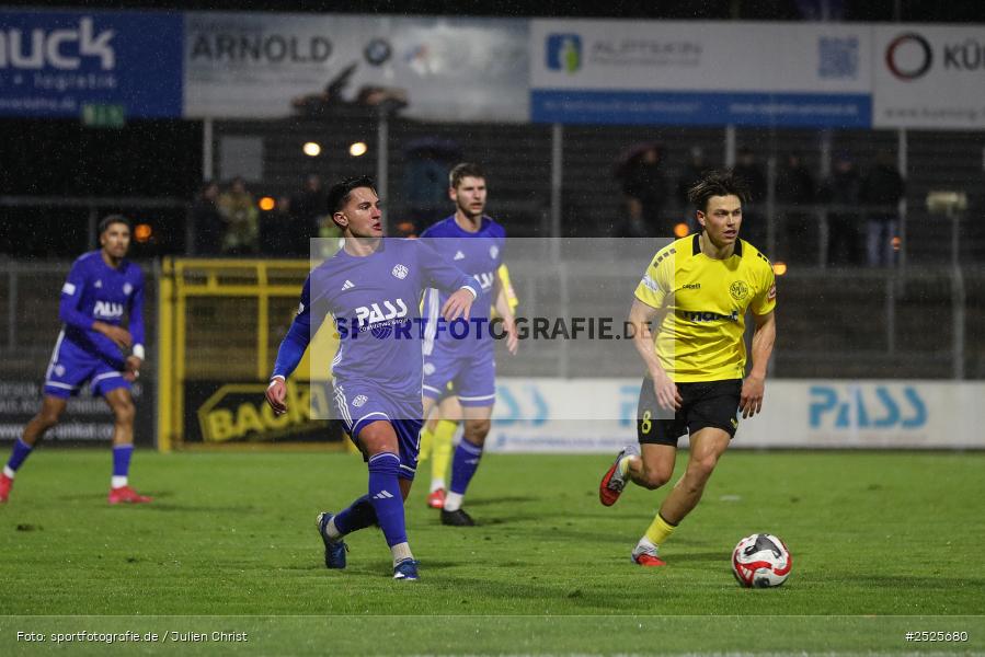 sport, action, Stadion am Schönbusch, SpVgg Bayreuth, SVA, SV Viktoria Aschaffenburg, Regionalliga Bayern, Fussball, BFV, BAY, Aschaffenburg, 28.11.2025, 20. Spieltag - Bild-ID: 2525680