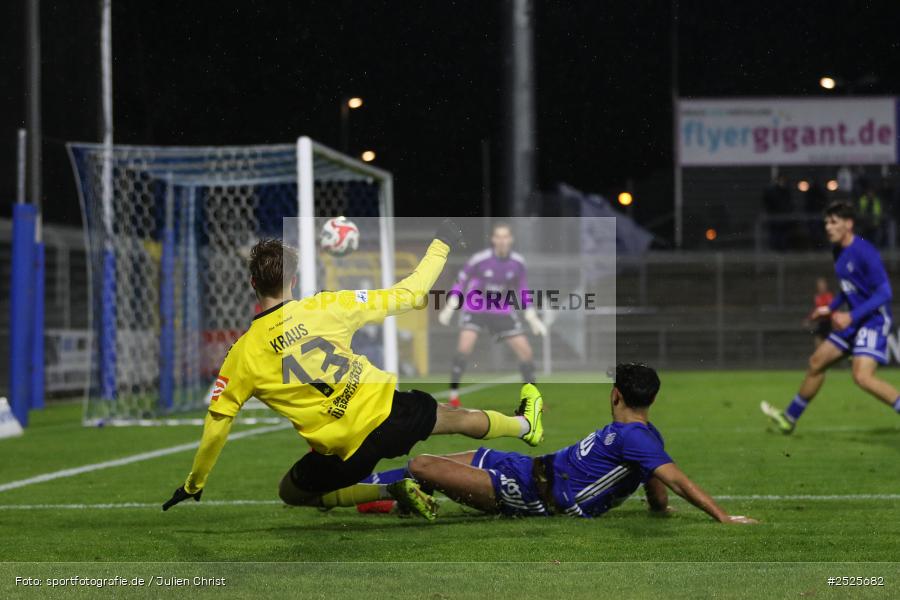 sport, action, Stadion am Schönbusch, SpVgg Bayreuth, SVA, SV Viktoria Aschaffenburg, Regionalliga Bayern, Fussball, BFV, BAY, Aschaffenburg, 28.11.2025, 20. Spieltag - Bild-ID: 2525682