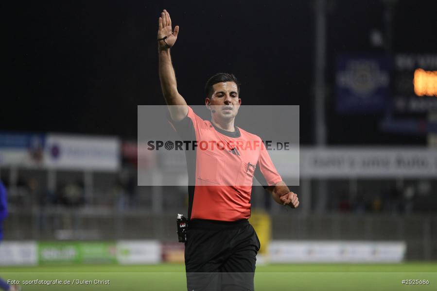 sport, action, Stadion am Schönbusch, SpVgg Bayreuth, SVA, SV Viktoria Aschaffenburg, Regionalliga Bayern, Fussball, BFV, BAY, Aschaffenburg, 28.11.2025, 20. Spieltag - Bild-ID: 2525686