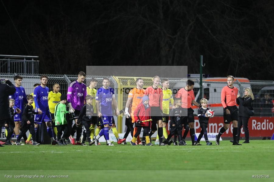 sport, action, Stadion am Schönbusch, SpVgg Bayreuth, SVA, SV Viktoria Aschaffenburg, Regionalliga Bayern, Fussball, BFV, BAY, Aschaffenburg, 28.11.2025, 20. Spieltag - Bild-ID: 2525708