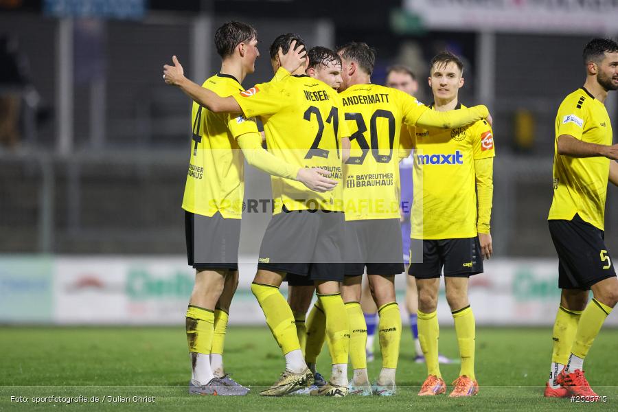sport, action, Stadion am Schönbusch, SpVgg Bayreuth, SVA, SV Viktoria Aschaffenburg, Regionalliga Bayern, Fussball, BFV, BAY, Aschaffenburg, 28.11.2025, 20. Spieltag - Bild-ID: 2525715